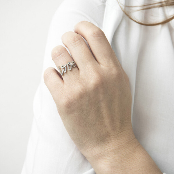

Серебряное кольцо GS "Love" (фианиты)