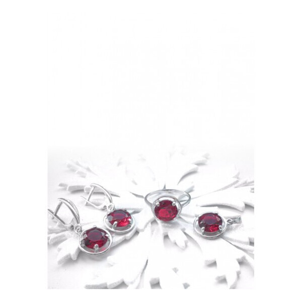 

Серьги серебряные GS с красным фианитом