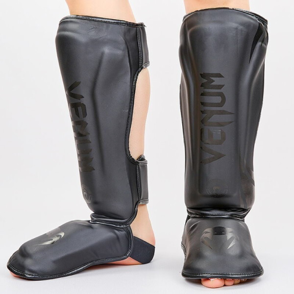 

и стопы Venum VL-8356-BK размер M