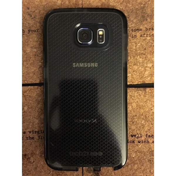 

Противоударный защитный чехол Tech21 D3O для Samsung S6 Smoke Black