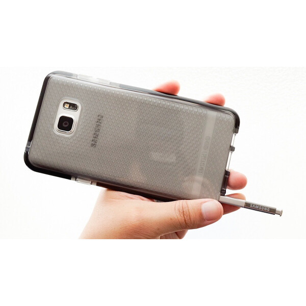 

Противоударный защитный чехол Tech21 D3O® для Samsung Note 5 Smoke Black