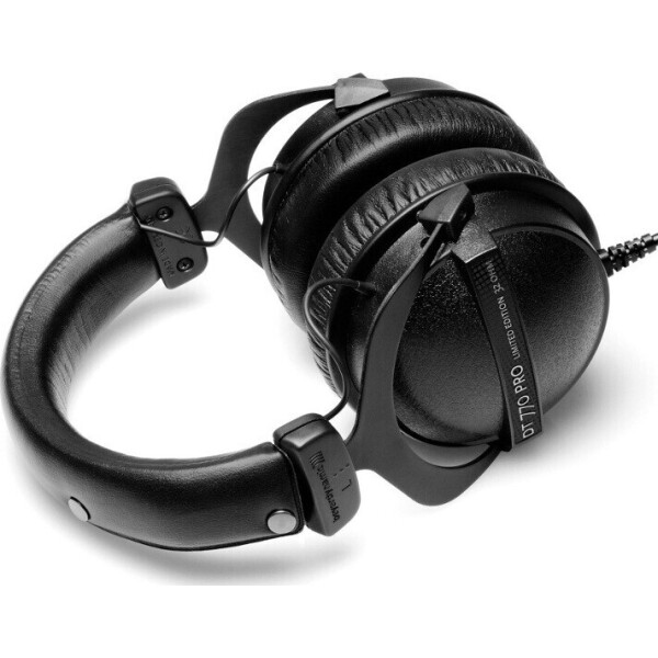 

Наушники Beyerdynamic DT 770 PRO 32 Ohm Black