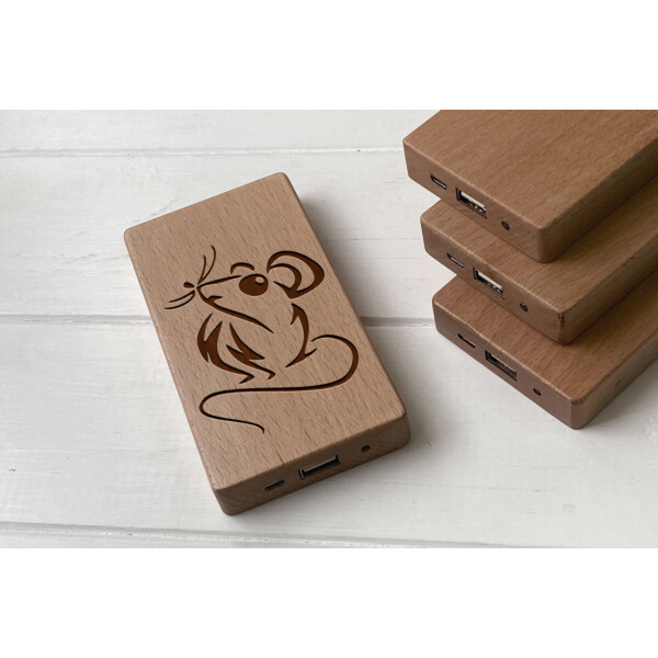 

Деревянный внешний аккумулятор Maple с гравировкой Mous