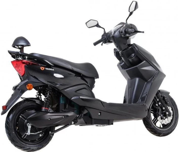 Фото - электроскутеры YADEA S-WAY (black)