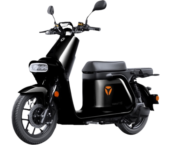 Фото - электроскутеры Электроскутер YADEA Y1S 2700W, 2*60V24AH lithium, Черный
