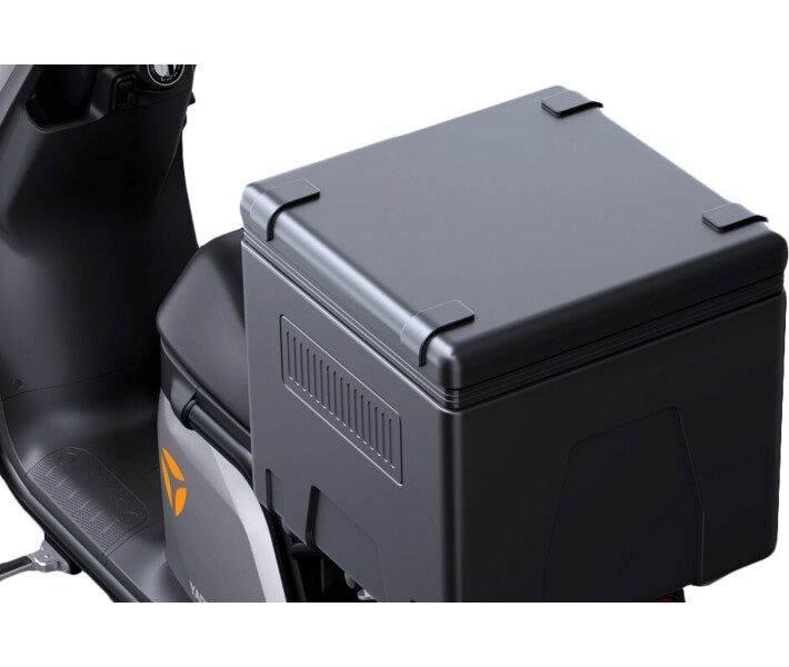 Фото - электроскутеры Электроскутер YADEA Y1S 2700W, 2*60V24AH lithium, Черный