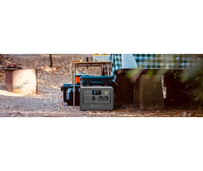 Фото - зарядную станцию Зарядная станция Bluetti PowerOak EB70 / 1000 Вт / 716 Вт⋅ч / LiFePO4 (PB930692)
