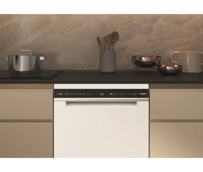 Фото - отдельно стоящую посудомоечную машину Whirlpool W7F HS31