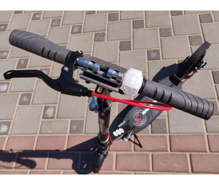 Фото - самоката Самокат Maraton GMC Disc (2020) + LED-фонарик Серый