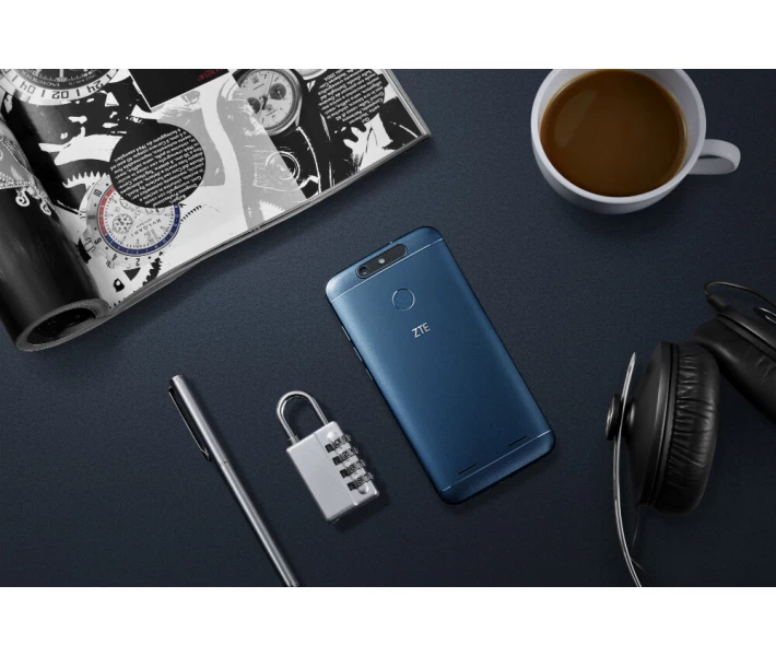 Фото - смартфон и мобильный телефон ZTE BLADE V8 LITE Blue