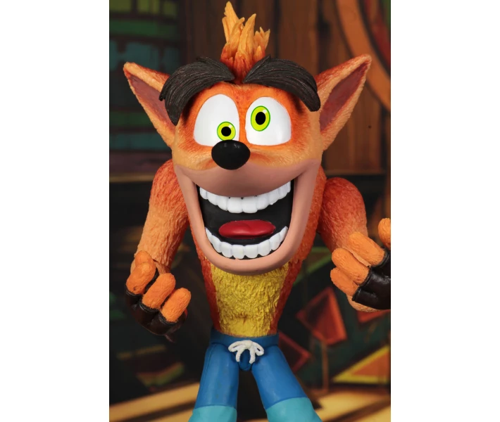 Фото -  Фигурка Crash Bandicoot фигурка 18 см Ultra Deluxe Crash с маской Аку-Аку