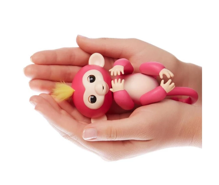 Фото -  Интерактивная ручная обезьянка Белла Bella Pink Fingerlings Interactive Baby Monkey WowWee