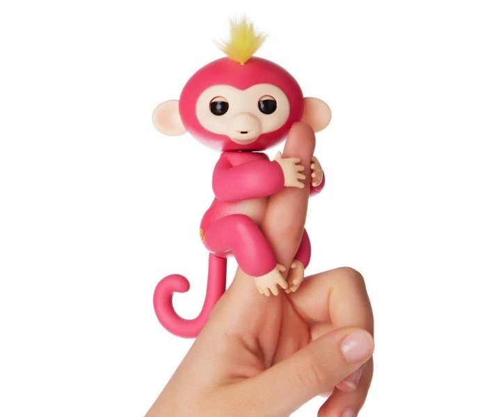 Фото -  Интерактивная ручная обезьянка Белла Bella Pink Fingerlings Interactive Baby Monkey WowWee