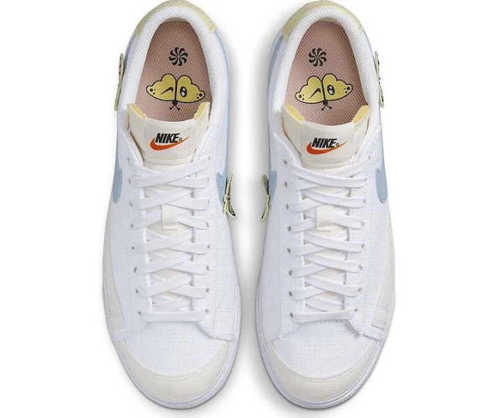 Фото - женский кроссовок Кроссовки женские Nike W BLAZER LOW PLATFORM SE NN белые DJ6376-100 Размер EU-39 (DJ6376-100_EU-39)