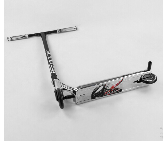 Фото - самоката Самокат трюковой Best Scooter "SIMBIOTE" HIC-система ПЕГИ алюминиевый диск и дека колеса 120 мм PU в коробке Серебро (65030)