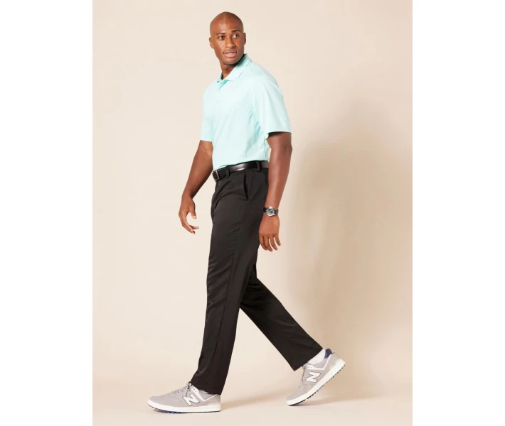 Фото - мужские брюки Брюки Regular Fit из влагоотводящей ткани для мужчины Amazon Essentials AE1906304 36-31 черный