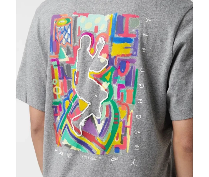 Фото - мужскую футболку Футболка Nike JORDAN M J BRAND GFX SS CREW 4 серая DM3078-091 Размер L