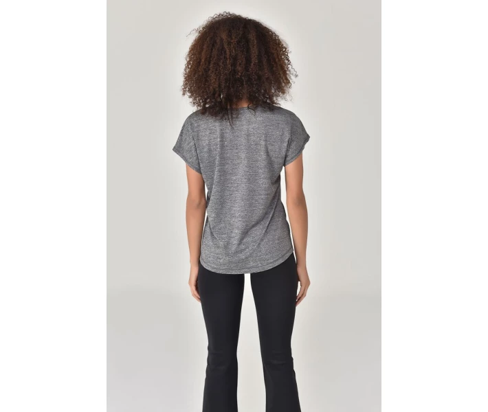 Фото - женскую футболку Футболка женская Bilcee KADIN T-SHIRT TBWI8046-1101 размер XS
