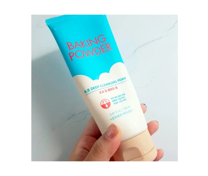 Фото - корейское средство для умывания Пенка для глубокой очистки Etude House Baking Powder B.B Deep Cleansing Foam 160 мл (EH0105a)
