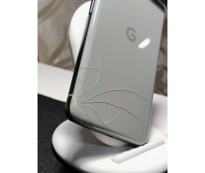 Фото - смартфон и мобильный телефон Смартфон Google Pixel 8 Hazel (8/128Гб) (SOFTUNLOCK) Б/У (2487312126)