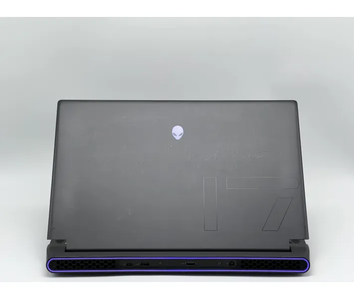 Ноутбук Dell Alienware M17 R5, AMD Ryzen 7 6800H, 32 GB, 1440 GB