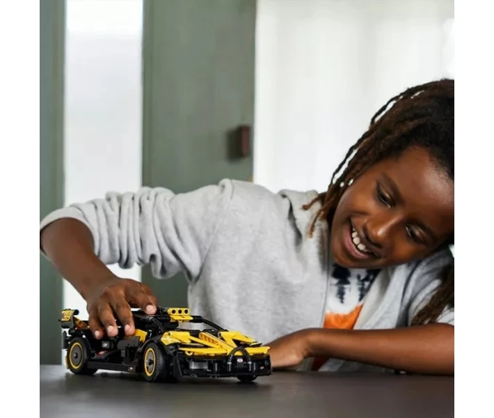 Фото - детский конструктор Конструктор LEGO® Technic Bugatti Bolide (42151)