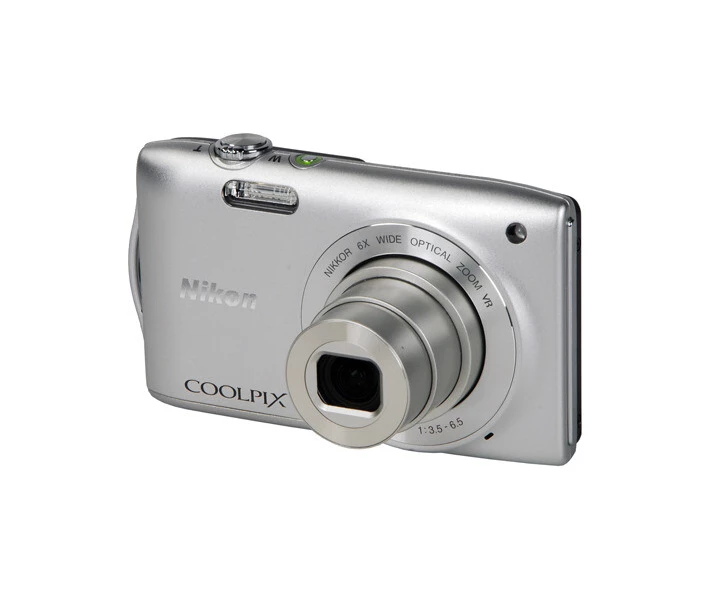 Фото - фотоаппарат Фотоаппарат Nikon Coolpix S3300 silver