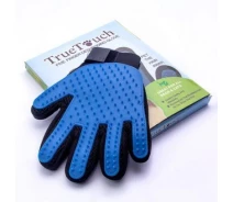 Купить - инструмент для груминга  Перчатка для вычесывания животных True Touch Pet Brush Gloves (45347)