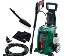 Купить - минимойку  Минимойка Bosch UniversalAquatak 135 Carwash-Set с набором для мойки авто