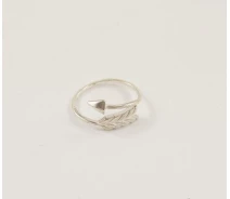 Купить - серебряное кольцо  Кольцо стрела Maxi Silver 6976 SE, размер 15.5