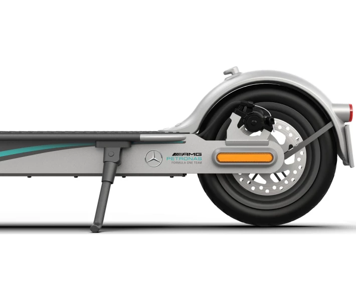 Фото - електросамокат Електросамокат Xiaomi Mi Electric Scooter Mercedes-AMG Petronas F1 Team Edition Pro 2