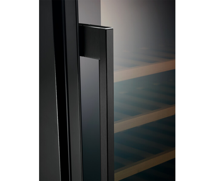 Фото - холодильник Вбудована винна шафа Electrolux EWUS020B5B