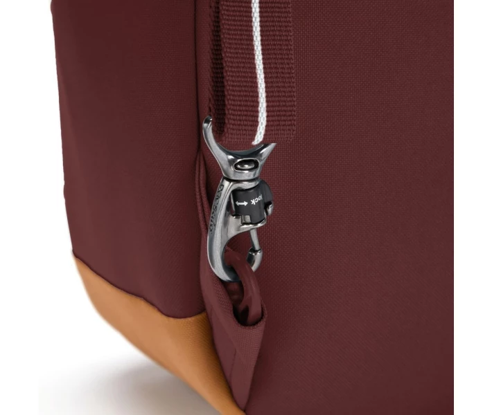 Фото - Рюкзаки Рюкзак Pacsafe® GO 15L backpack к-р бургунді (35110345)
