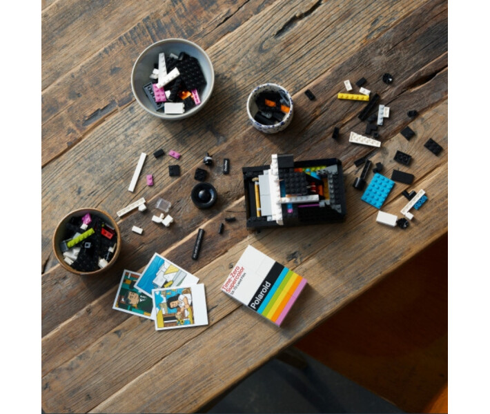 Фото - дитячий конструктор Конструктор LEGO®  Ideas Фотоапарат Polaroid OneStep SX-70 (21345)