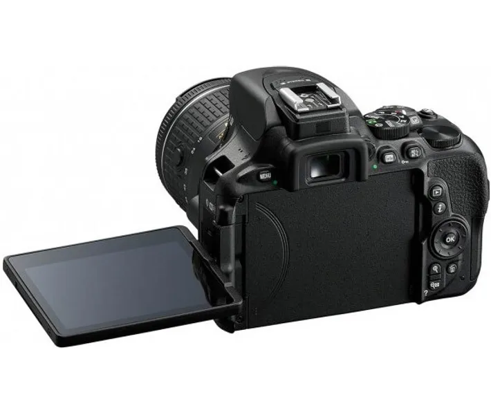 814ショット!! Nikon D5500 Wi-Fi レンズキット #8316 D5500 デジタル一眼レフカメラ 18-140 VR レンズキット ブラック