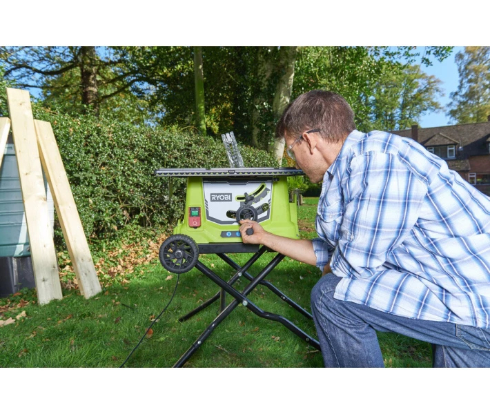 Фото - циркулярний верстат Верстат циркулярний Ryobi RTS1800EF-G (5133002025)