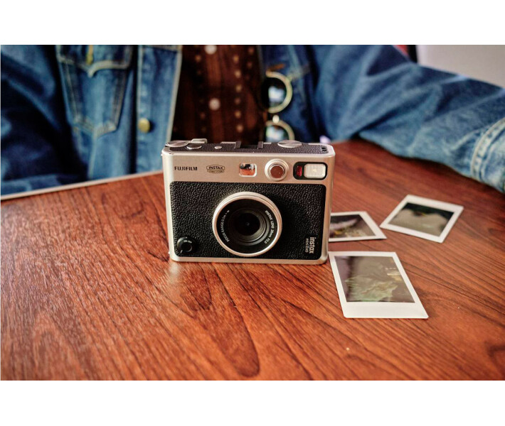 Фото - фотоапарат Фотокамера моментального друку Fujifilm Instax Mini Evo Black (16745157) [88996]