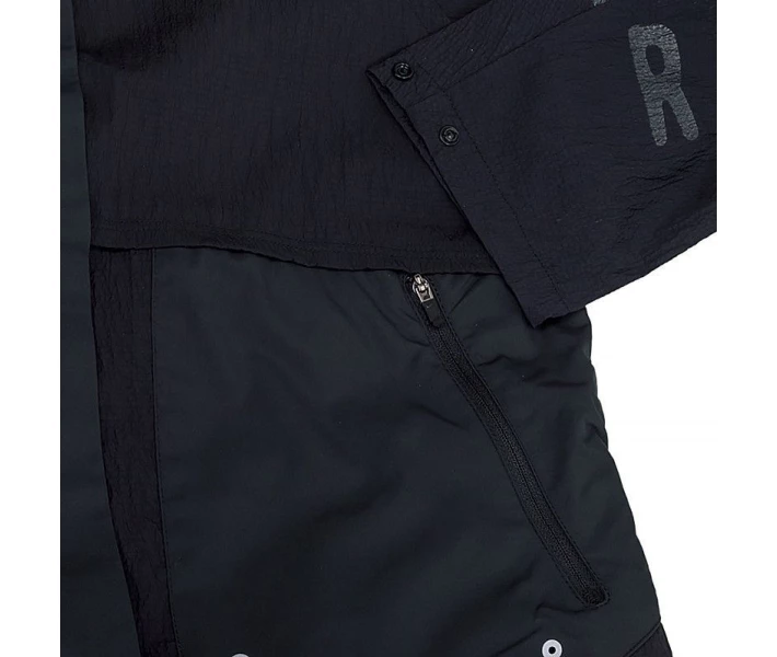 Фото - куртку женскую Жіноча куртка Nike W NK TF RUN DVN JACKET чорна DX0325-010 Розмір M (DX0325-010_M)