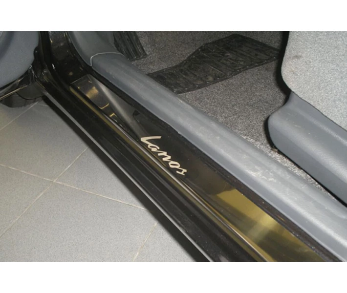 Фото - накладку на поріг NataNiko Накладки на пороги Premium для Daewoo Lanos (P-DW01)