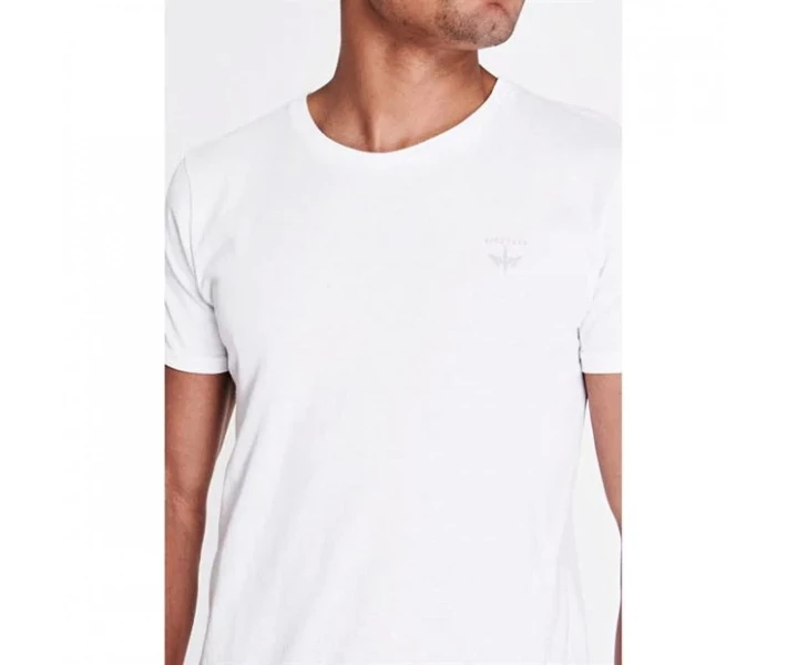 Фото - чоловічу футболку Футболка Firetrap Trek White XXL