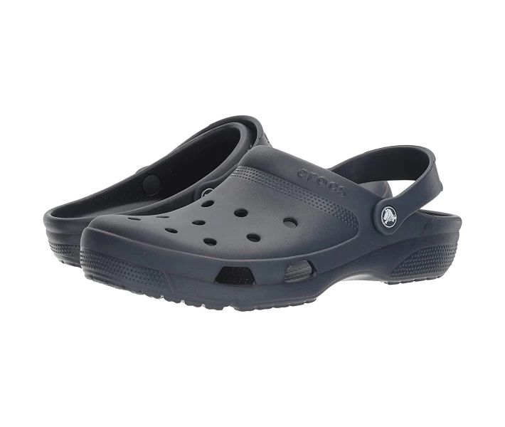 Фото - чоловічу сандалію Сандалії Crocs Coast Clog Navy 38