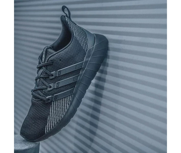 Фото - чоловічий кросівок Кросівки adidas Questar Flow Trainers TripleBlack 42