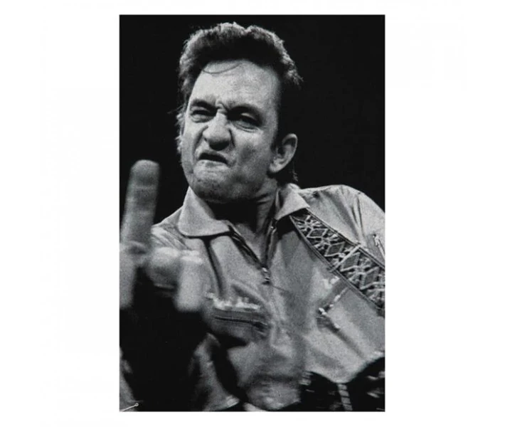 Фото - чоловічу футболку Футболка Official Johnny Cash Finger Salute S
