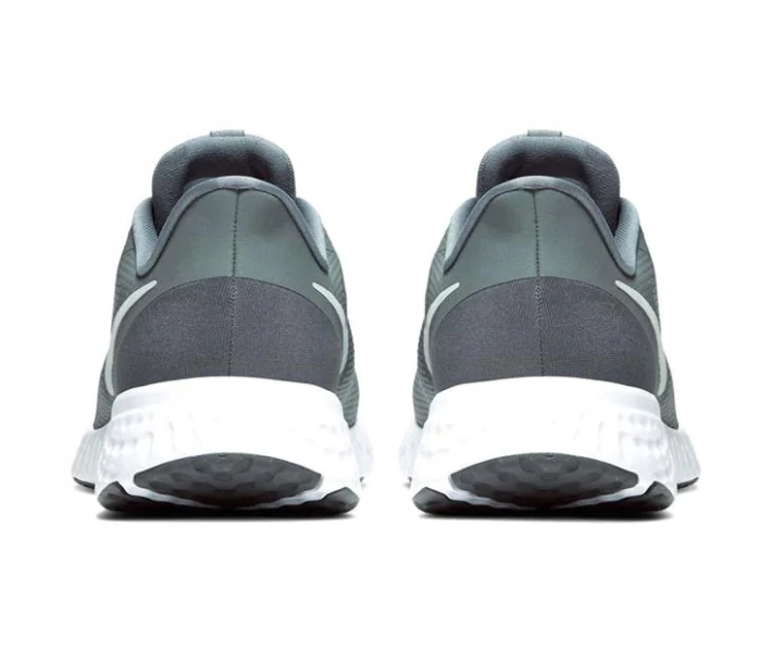 Фото - чоловічий кросівок Кросівки Nike Revolution Trainers Grey/Platinum 45.5