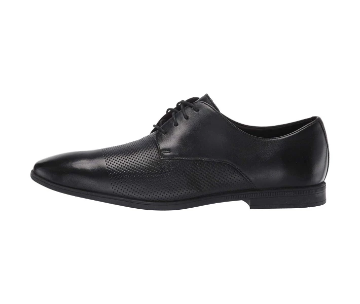Фото - чоловічу туфлю Туфлі Clarks Bampton Cap Black 40
