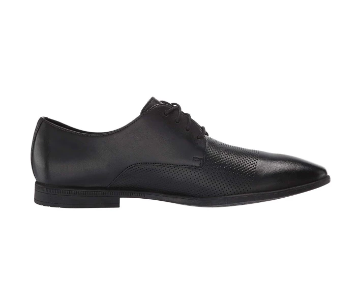 Фото - чоловічу туфлю Туфлі Clarks Bampton Cap Black 40