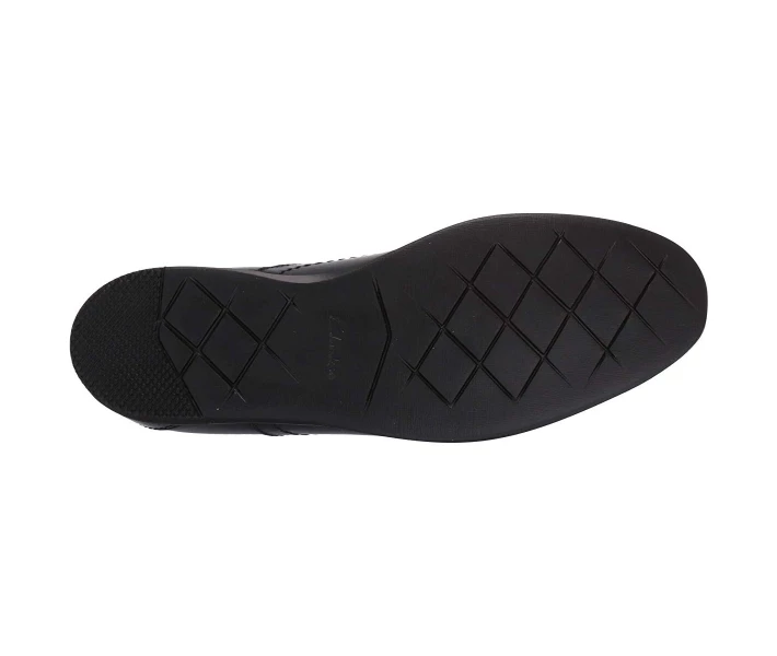 Фото - чоловічу туфлю Туфлі Clarks Raharto Plain Black 44