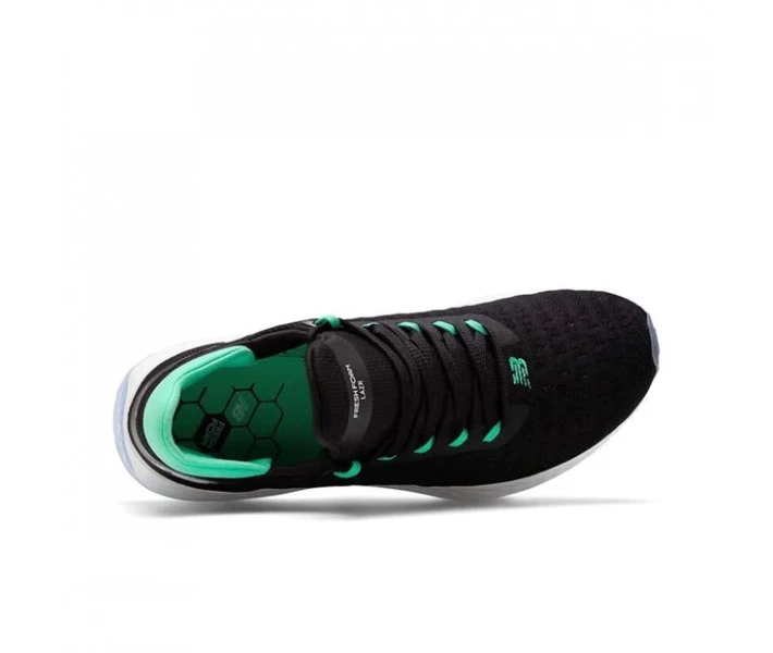 Фото - чоловічий кросівок Кросівки New Balance LAZR v2 Hypo Black/Green 40.5