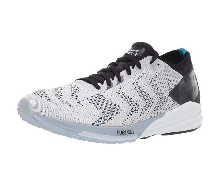 Фото - чоловічий кросівок Кросівки New Balance FuelCell Impulse White 40.5