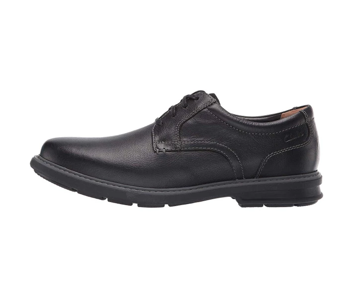 Фото - чоловічу туфлю Туфлі Clarks Rendell Plain Black Leather 40